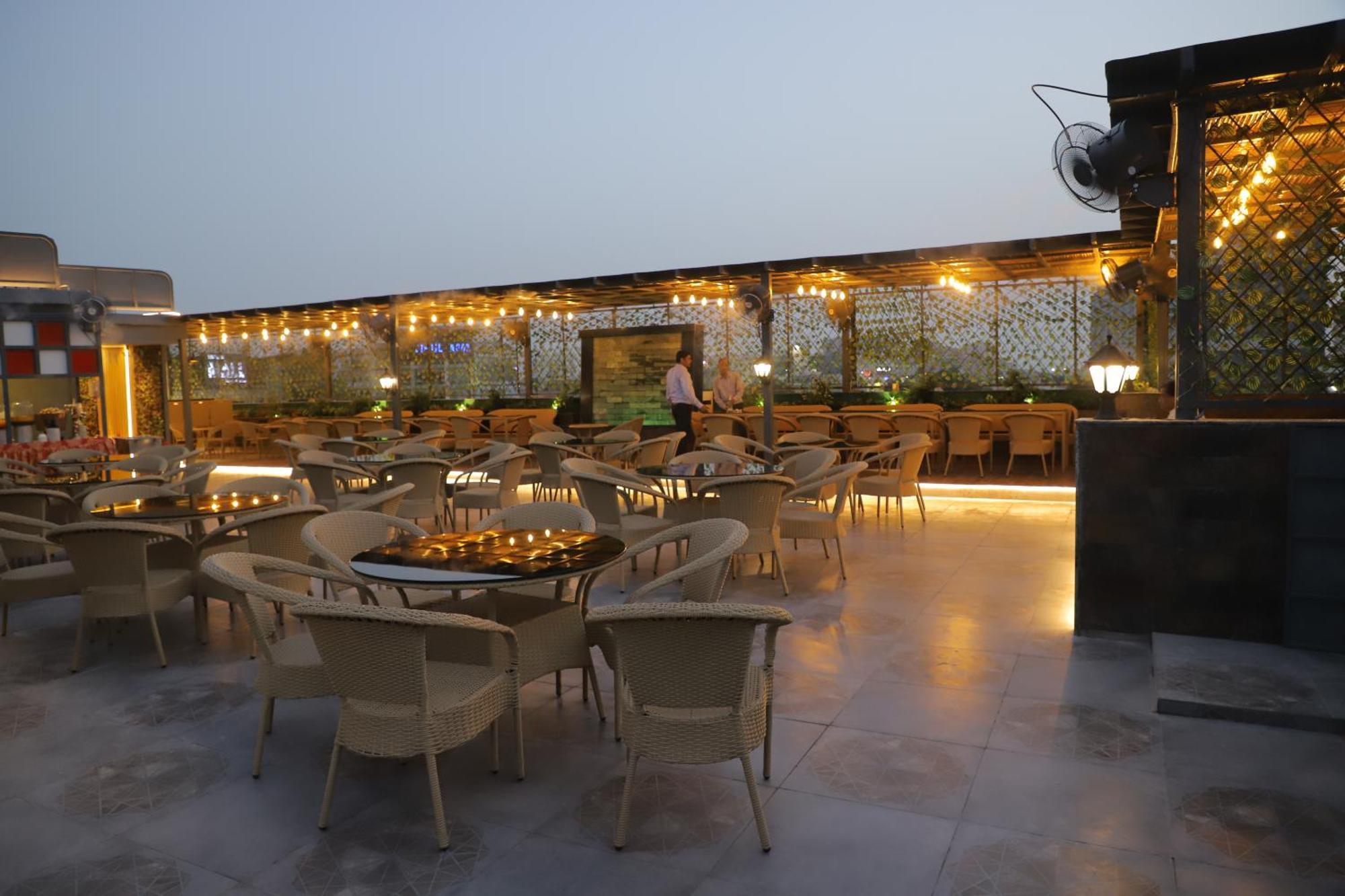 Hotel Haris Mg Road Gurugram Gurgaon Ngoại thất bức ảnh